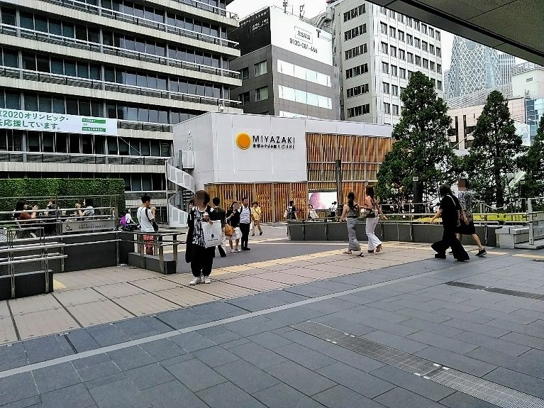 colorbox=qblog,新宿・代々木 事務所なら地域密着の新宿駅南口「空間せぶん」20180901-001